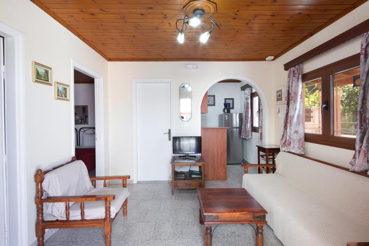 Amalia Cottages Agios Gordios  Exterior foto